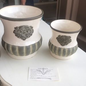 Southern living cream/white Vintage Pots